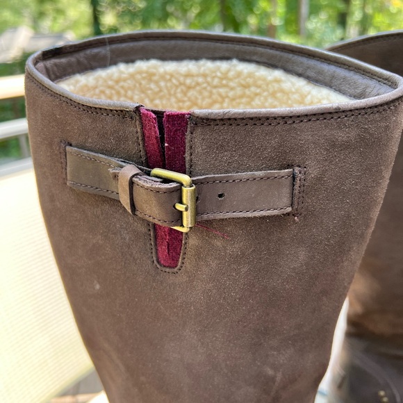 UGG Womens Thomsen Waterproof Boots Sz 11 - Picture 2 of 6